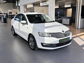 2018 Skoda Rapid I Рестайлинг, белый, 1019000 рублей, вид 1