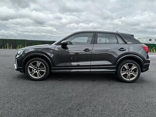 2022 Audi Q2 L 35 TFSI I Рестайлинг, серый, 1600000 рублей, вид 2