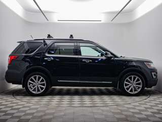 2016 Ford Explorer V Рестайлинг, чёрный, 2195000 рублей, вид 4