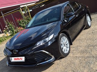 2021 Toyota Camry VIII (XV70), чёрный, 2800000 рублей, вид 1