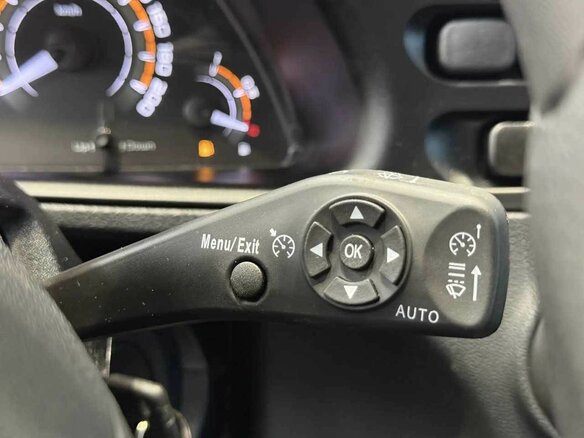 2026 Lada (ВАЗ) Niva Travel I Рестайлинг, чёрный, 1717000 рублей - вид 19