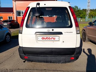 1999 Toyota Lite Ace V, белый, 350000 рублей, вид 3