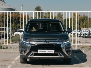 2019 Mitsubishi Outlander III Рестайлинг 3, серый, 1935000 рублей, вид 2