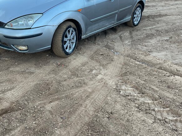 2005 Ford Focus I Рестайлинг, серый, 110000 рублей - вид 2