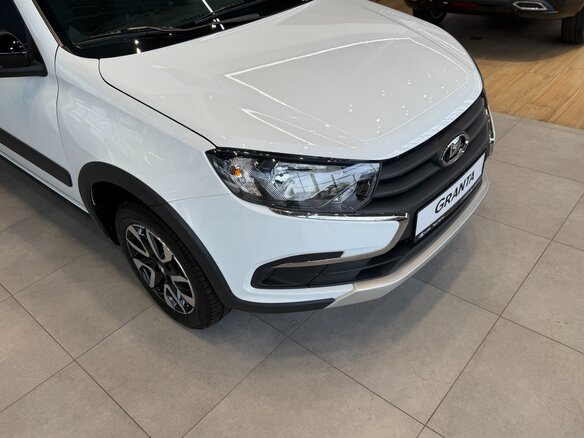 2026 Lada (ВАЗ) Granta Cross Euro-2 I Рестайлинг, белый, 1196000 рублей - вид 36