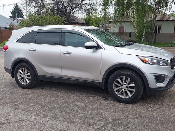 2017 Kia Sorento III Prime, серый, 2300000 рублей - вид 3