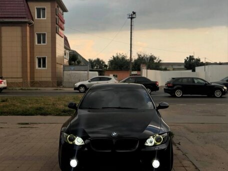 2008 BMW 3 серии 320i V (E90/E91/E92/E93), чёрный, 650000 рублей, вид 2