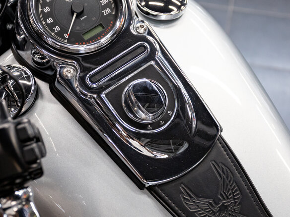2012 Harley-Davidson Dyna Switchback, серый, 1150000 рублей - вид 24