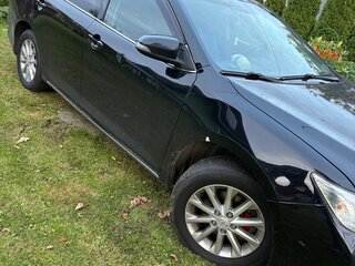 2014 Toyota Camry VII (XV50), чёрный, 1600000 рублей, вид 3