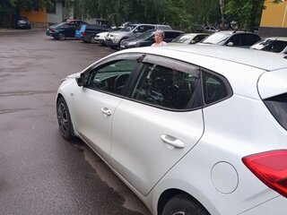 2013 Kia Ceed II, белый, 1100000 рублей, вид 5