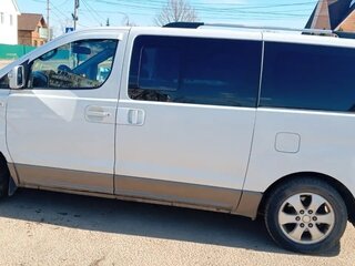 2013 Hyundai Grand Starex I, белый, 1450000 рублей, вид 2
