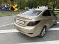2011 Hyundai Solaris I, бежевый, 400000 рублей - вид 2