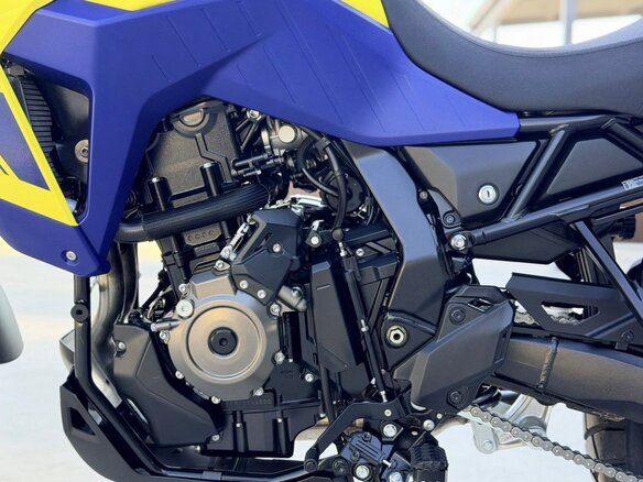 2023 Suzuki V-Strom 800DE, жёлтый, 1150000 рублей - вид 15