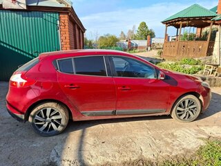 2012 Renault Megane III, красный, 550000 рублей, вид 2