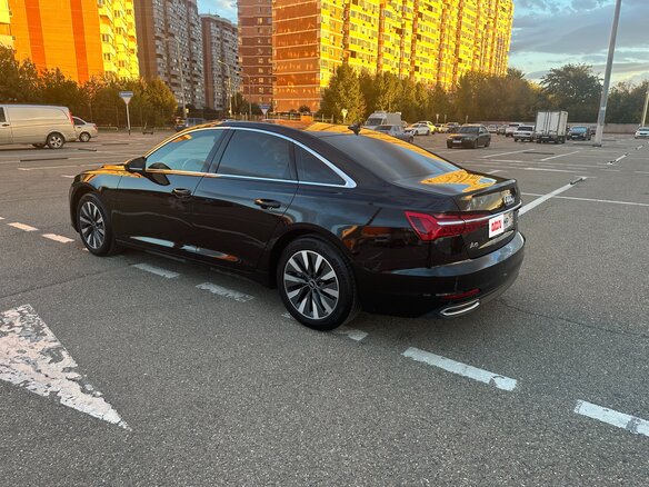 2021 Audi A6 45 TFSI V (C8), чёрный, 3870000 рублей - вид 13