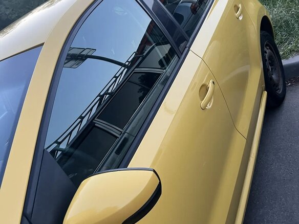 2011 Volkswagen Polo V, жёлтый, 530000 рублей - вид 8