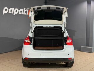 2012 Ford Focus III, белый, 699000 рублей, вид 5