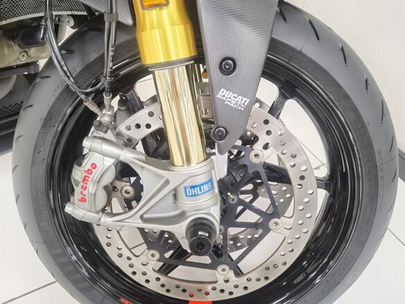 2018 Ducati Monster 1200, серый, 1250000 рублей - вид 27