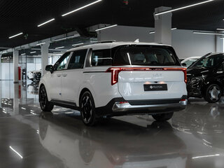 2024 Kia Carnival IV Рестайлинг, белый, 8850000 рублей, вид 5