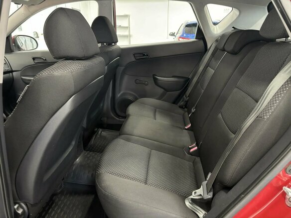 2009 Hyundai i30 I, красный, 600000 рублей - вид 13