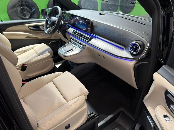 2026 Mercedes-Benz V-Класс Extra Long 300 d экстра длинный III (W447) Рестайлинг 2, чёрный, 14500000 рублей - вид 8