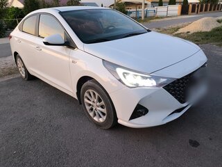 2021 Hyundai Solaris II Рестайлинг, белый, 1536000 рублей, вид 2