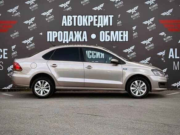 2019 Volkswagen Polo V Рестайлинг, бежевый, 949000 рублей - вид 8