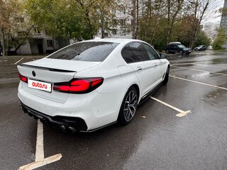 2018 BMW 5 серии 530d xDrive VII (G30/G31/G38), белый, 2700000 рублей, вид 3