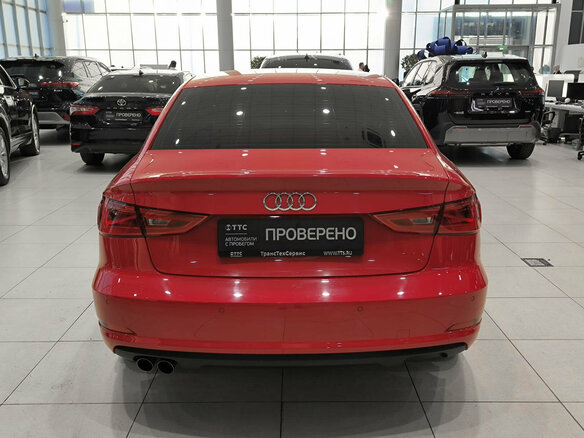 2013 Audi A3 III (8V), красный, 1250000 рублей - вид 5