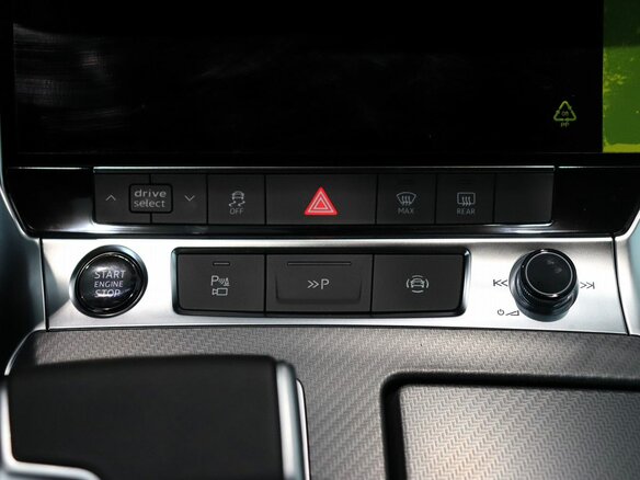 2026 Audi A7 45 TFSI II (4K), чёрный, 6990000 рублей - вид 18