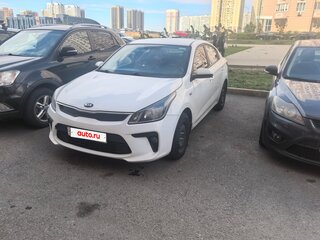 2018 Kia Rio IV, белый, 850000 рублей, вид 2