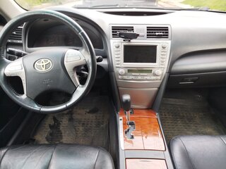 2011 Toyota Camry VI (XV40) Рестайлинг, чёрный, 1300000 рублей, вид 4