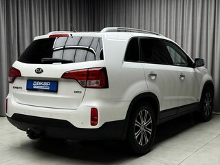 2013 Kia Sorento II Рестайлинг, белый, 1949000 рублей, вид 5