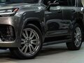 2022 Lexus LX 600 IV, серый - вид 2