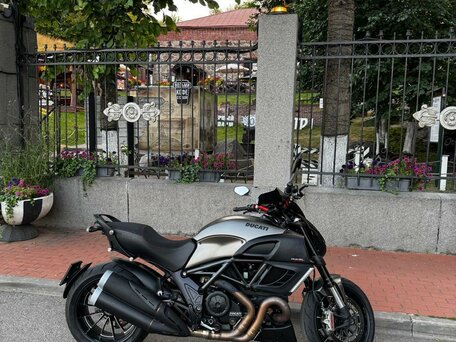 2014 Ducati Diavel, коричневый, 990000 рублей, вид 5