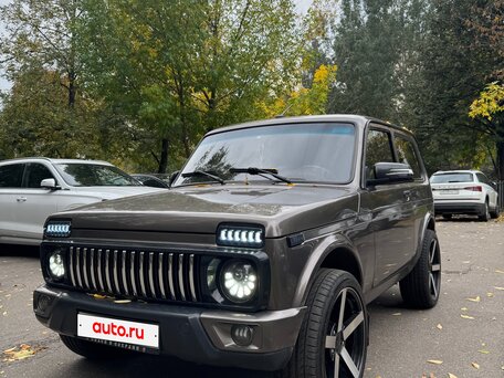 2017 Lada (ВАЗ) 2121 (4x4) Urban I Рестайлинг, коричневый, 720000 рублей, вид 1