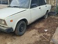 1996 Lada (ВАЗ) 2105, белый, 80000 рублей