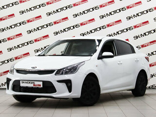 2017 Kia Rio IV, белый, 1095950 рублей, вид 2
