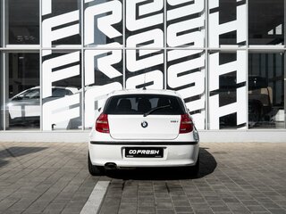 2008 BMW 1 серии 116i I (E81/E82/E87/E88) Рестайлинг, белый, 648000 рублей, вид 4