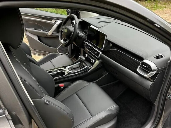 2026 Geely Coolray (Binyue L) I Рестайлинг 2, серый, 1800000 рублей - вид 9