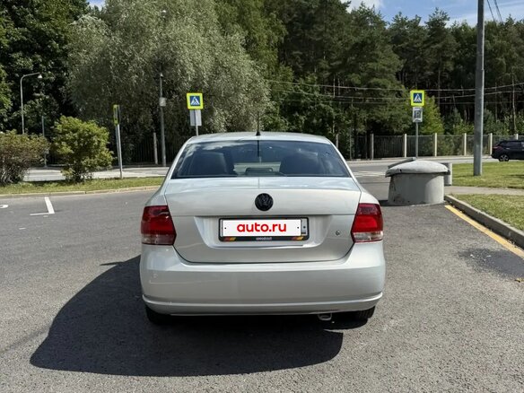 2013 Volkswagen Polo V, серебристый, 850000 рублей - вид 7