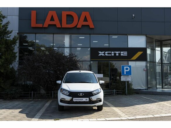 2026 Lada (ВАЗ) Granta I Рестайлинг, белый, 1068000 рублей - вид 4