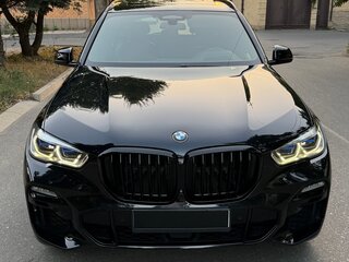2021 BMW X5 40i IV (G05/G18), синий, 7200000 рублей, вид 2