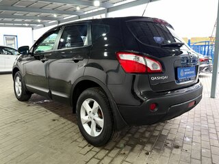 2011 Nissan Qashqai I Рестайлинг, чёрный, 1299000 рублей, вид 3