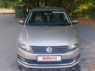 2015 Volkswagen Polo V Рестайлинг, бежевый, 1050000 рублей, вид 1