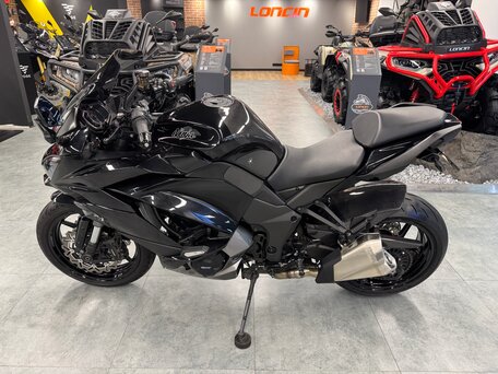 2018 Kawasaki Z 1000SX, чёрный, 1046980 рублей, вид 2