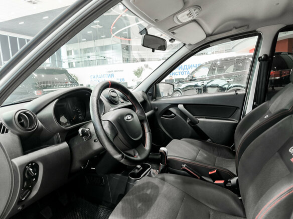2016 Lada (ВАЗ) Granta Sport I, белый, 399000 рублей - вид 15