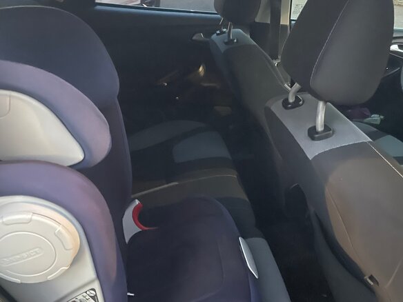 2012 Ford Focus III, серебристый, 720000 рублей - вид 7