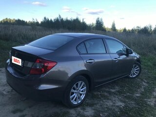 2012 Honda Civic IX, коричневый, 1123000 рублей, вид 3