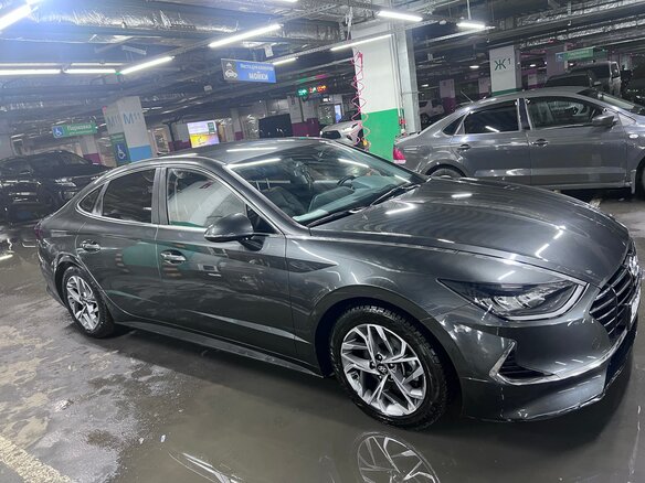 2020 Hyundai Sonata VIII (DN8), серый, 2150000 рублей - вид 4